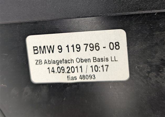 Thumbnail 7: 2012 BMW 750I (F01) UPPER CENTER DASH STORAGE COMPARTMENT CUBBY DOOR LID (Ash)