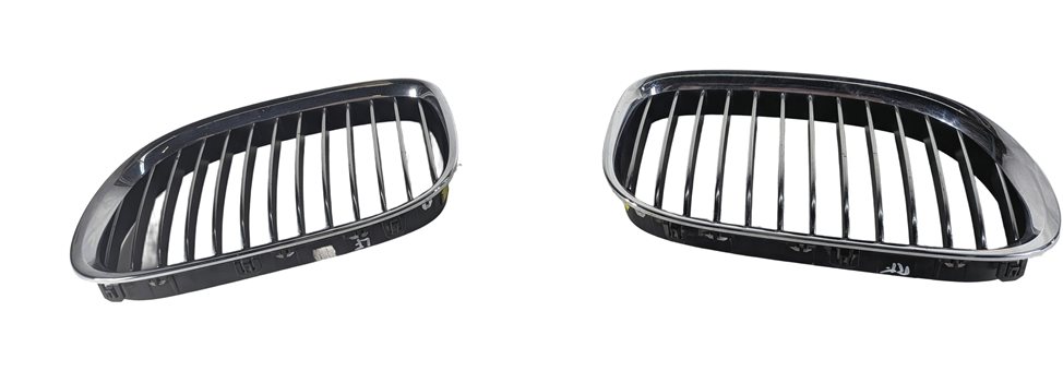 Thumbnail 2: 2009-2012 BMW 740i 750i 760i B7 (F01) FRONT LEFT & RIGHT UPPER HOOD GRILLE SET/2