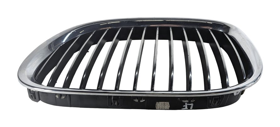Thumbnail 3: 2009-2012 BMW 740i 750i 760i B7 (F01) FRONT LEFT & RIGHT UPPER HOOD GRILLE SET/2