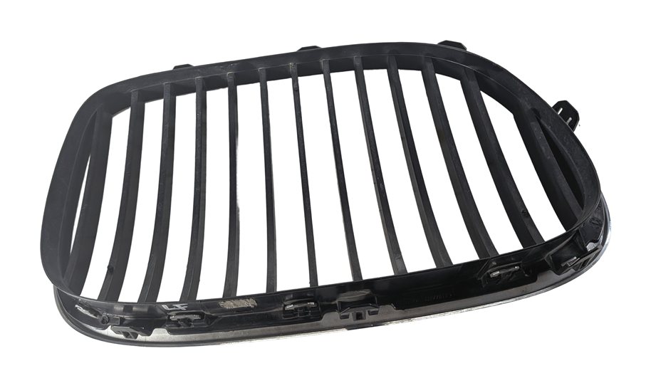 Thumbnail 7: 2009-2012 BMW 740i 750i 760i B7 (F01) FRONT LEFT & RIGHT UPPER HOOD GRILLE SET/2