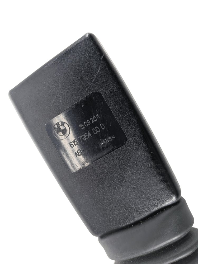 Thumbnail 7: 10-17 BMW 5 7 GT SERIES F01 F07 F10 FRONT LEFT & RIGHT SEATBELT BUCKLE RECEIVER