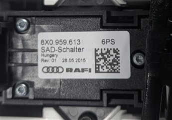 Thumbnail 6: 15-18 AUDI Q3 (8U) FRONT DOMELIGHT MAP READING COURTESY DOME LIGHT LAMP (Black)