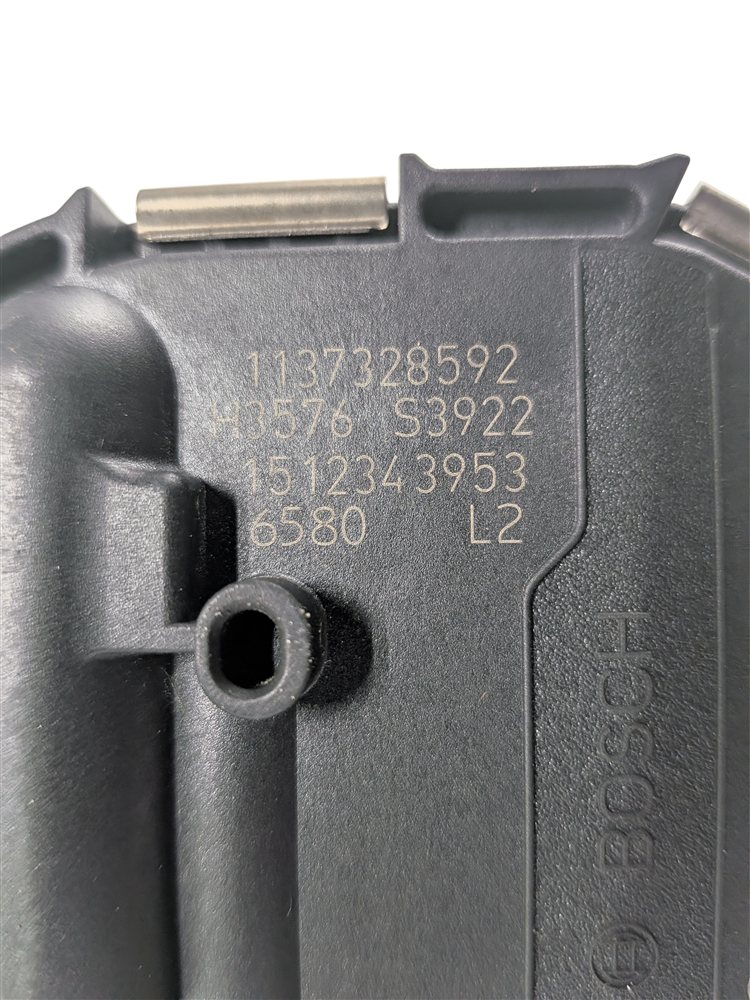 Thumbnail 5: 2015-2018 AUDI Q3 (8U) FRONT WINDSHIELD WIPER MOTOR