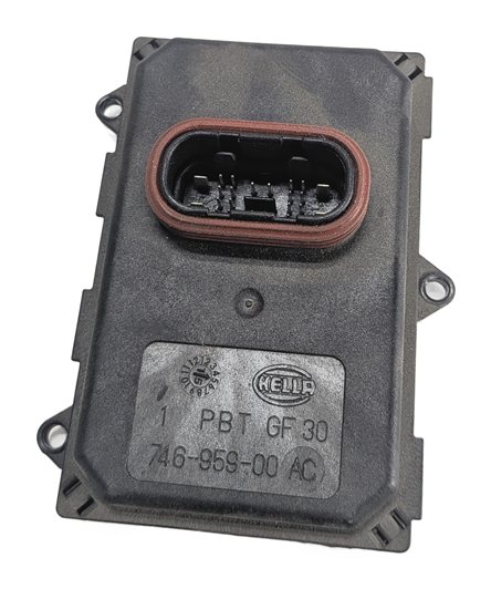 Thumbnail 10: 2016-2018 AUDI Q3 (8U) RIGHT LED HEADLIGHT CONTROL MODULE BALLAST SET/3