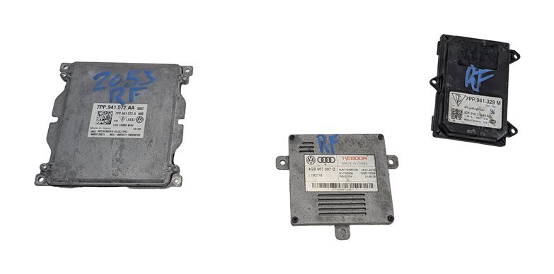 Thumbnail 2: 2016-2018 AUDI Q3 (8U) RIGHT LED HEADLIGHT CONTROL MODULE BALLAST SET/3