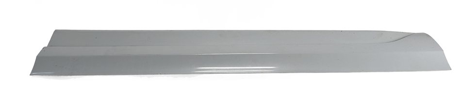 16-18 AUDI Q3 (8U) FRONT LEFT DRIVER LOWER DOOR RUNNER TRIM MOULDING (White)
