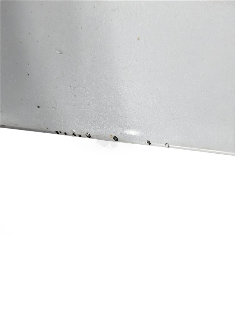 Thumbnail 4: 16-18 AUDI Q3 (8U) FRONT LEFT DRIVER LOWER DOOR RUNNER TRIM MOULDING (White)