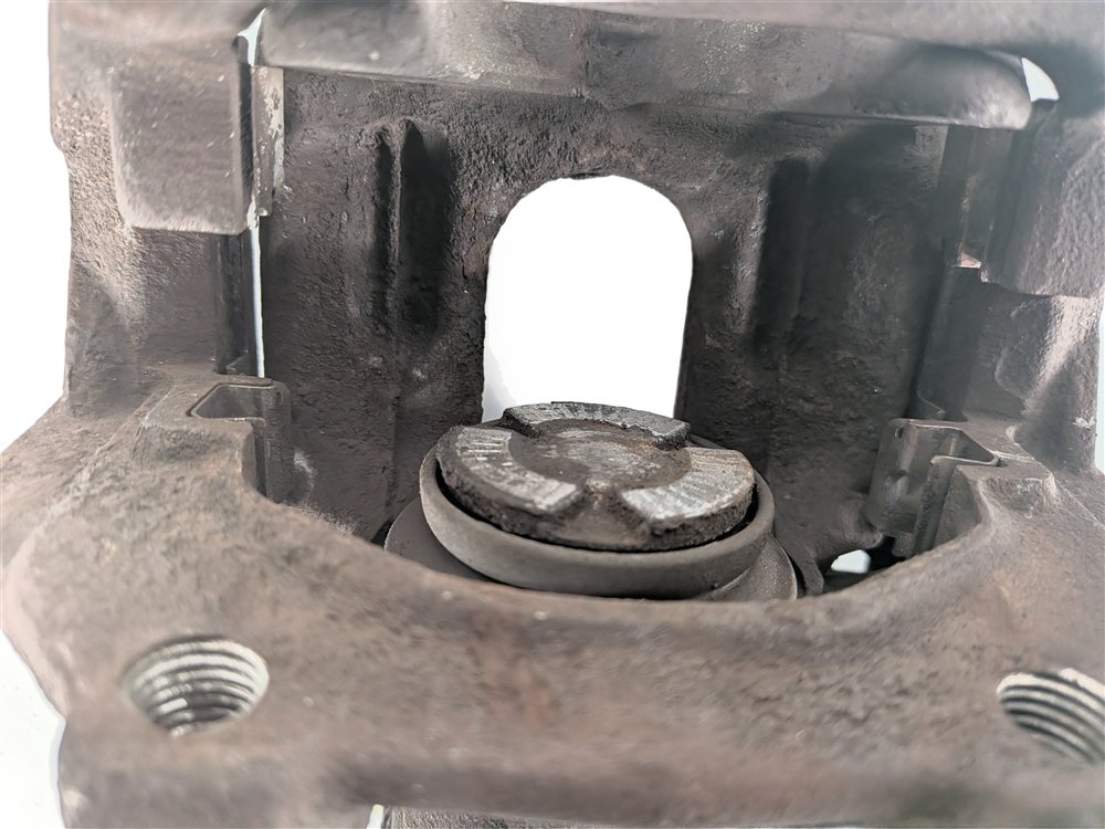 Thumbnail 6: 2011-2018 BMW X3 X4 (F25 F26) REAR LEFT DRIVER DISC BRAKE CALIPER w/ ACTUATOR
