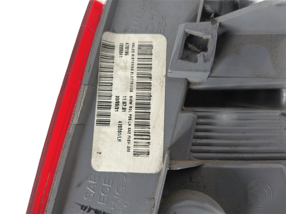 Thumbnail 7: 11-17 BMW X3 (F25) LEFT DRIVER REAR OUTER TAILLIGHT BRAKE LIGHT LAMP (OPT. 522)