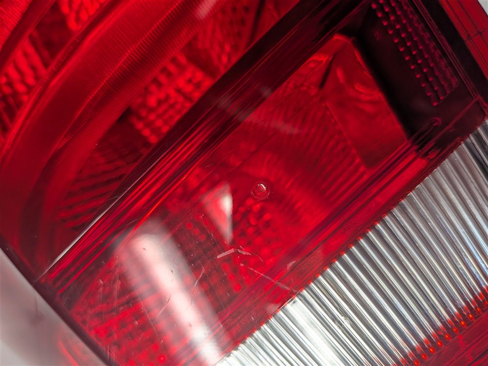 Thumbnail 11: 11-17 BMW X3 (F25) RIGHT PASSENGER OUTER INCANDESCENT TAILLIGHT LAMP (OPT 522)