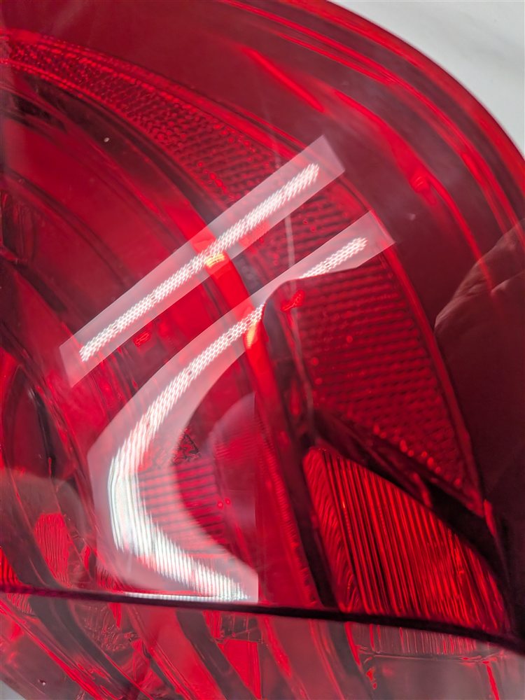 Thumbnail 9: 11-17 BMW X3 (F25) RIGHT PASSENGER OUTER INCANDESCENT TAILLIGHT LAMP (OPT 522)