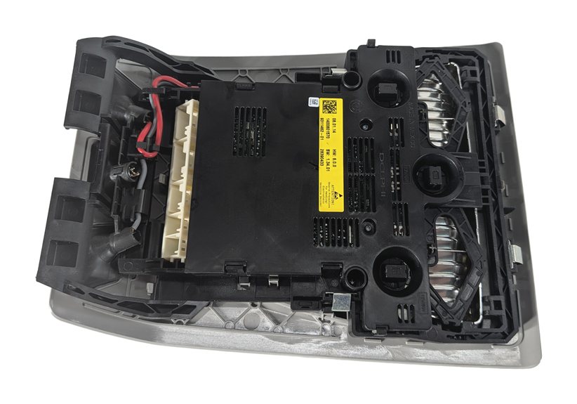 Thumbnail 4: 2011-2014 BMW X3 (F25) FRONT ROOF DOME COURTESY MAP LIGHT (Gray)