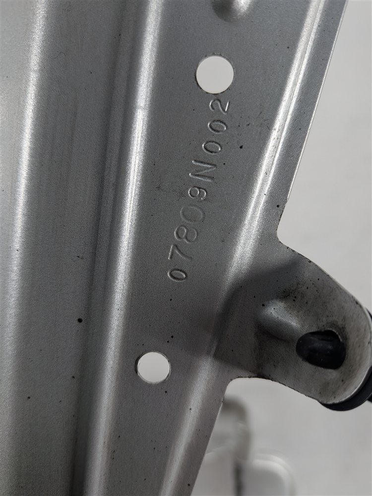 Thumbnail 15: 2014 BMW X3 F25 FRONT FENDER MOUNT SUPPORT BRACKET LEFT/RIGHT w/HOOD STOPS SET/6