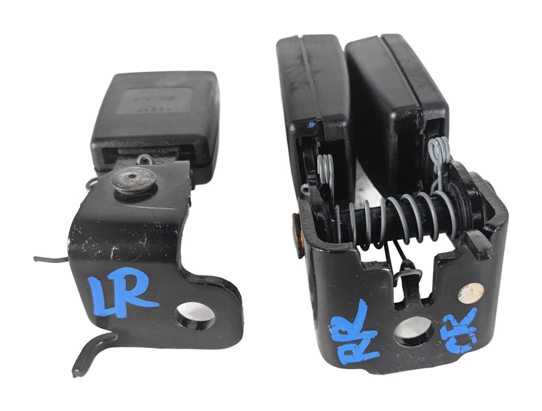 Thumbnail 5: 2014 BMW X3 (F25) REAR LEFT/CENTER/RIGHT SEATBELT BUCKLE RECEIVER SET/3 (Black)