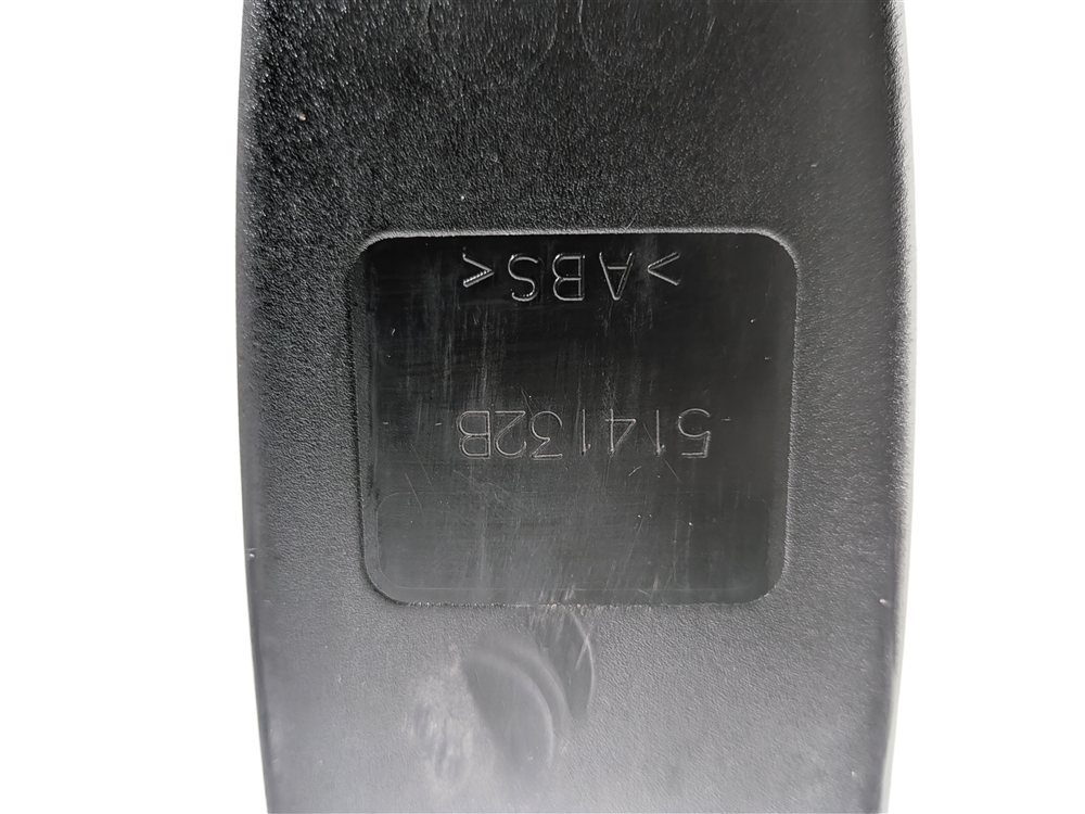 Thumbnail 6: 2014 BMW X3 (F25) REAR LEFT/CENTER/RIGHT SEATBELT BUCKLE RECEIVER SET/3 (Black)