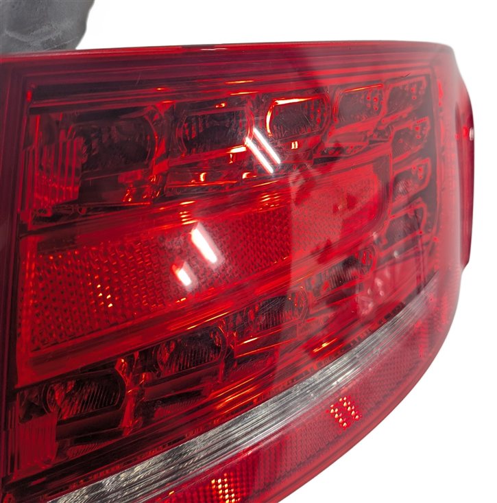 Thumbnail 10: 10-12 AUDI A4 S4 B8 8K REAR RIGHT PASSENGER OUTER TAILLIGHT BRAKE LIGHT LAMP LED
