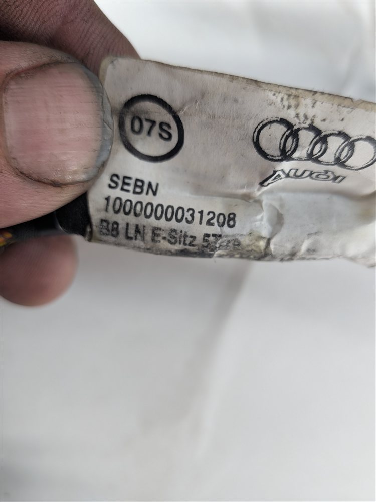 Thumbnail 22: 2011 AUDI S4 (B8 8K) FRONT RIGHT PASSENGER UPPER SEAT BACK CUSHION HEATED (Red)