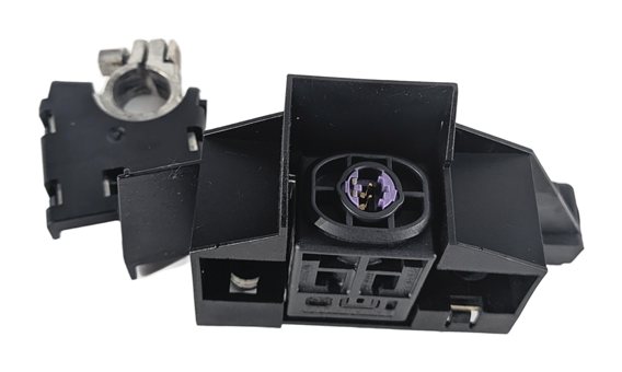 Thumbnail 3: 2011 AUDI S4 (B8 8K) 3.0L POSITIVE BATTERY TERMINAL OVERLOAD PROTECTION FUSE