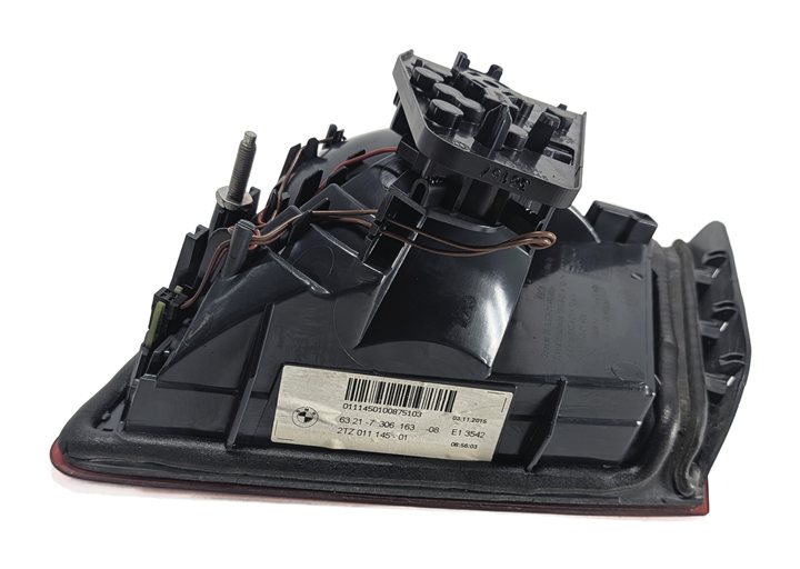 Thumbnail 4: 2014-2016 BMW 528i 535i 550i M5 (F10) LEFT DRIVER TRUNK TAILLIGHT LIGHT LAMP