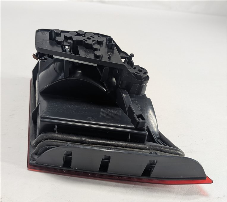 Thumbnail 5: 2014-2016 BMW 528i 535i 550i M5 (F10) LEFT DRIVER TRUNK TAILLIGHT LIGHT LAMP