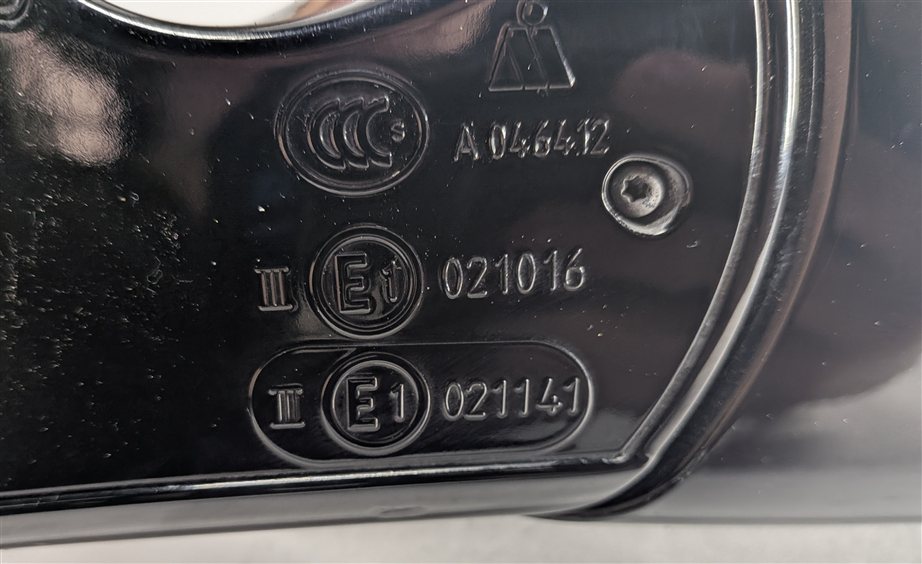 Thumbnail 8: 14-16 BMW 528i 535i 550i F10 RIGHT PASSENGER MIRROR w/CAMERA PFOLD (Black)