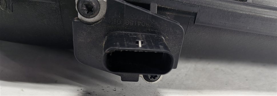 Thumbnail 8: 2014-2018 BMW 535i 740i X5 (F01 F10 F15) 3.0L DIESEL AIR FILTER BOX DUCTING