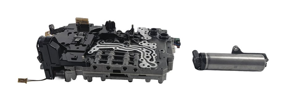 Thumbnail 5: 2014-2016 BMW 535D F10 AUTOMATIC TRANSMISSION VALVE BODY CONTROL MODULE