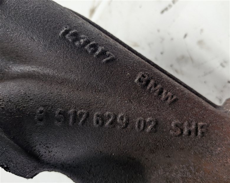 Thumbnail 6: 14-18 BMW 328D 535D X5 2.0L 3.0L DIESEL ENGINE EXHAUST MANIFOLD