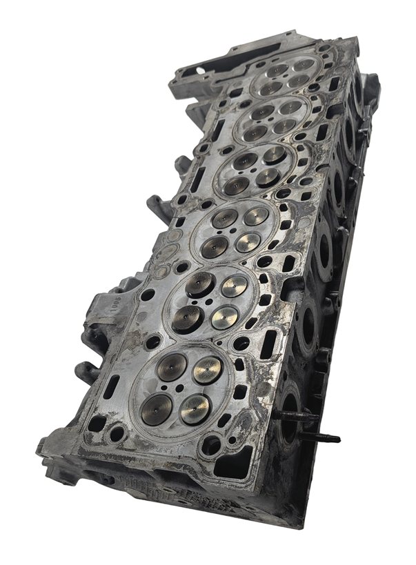 14-18 BMW 535D 740D X5 (F01 F02 F10 F15) 3.0L N57T DIESEL ENGINE CYLINDER HEAD