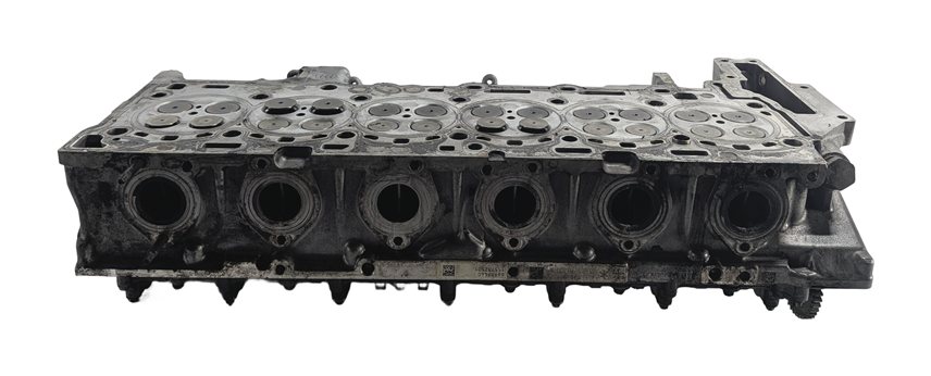 Thumbnail 2: 14-18 BMW 535D 740D X5 (F01 F02 F10 F15) 3.0L N57T DIESEL ENGINE CYLINDER HEAD