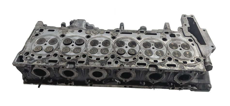 Thumbnail 3: 14-18 BMW 535D 740D X5 (F01 F02 F10 F15) 3.0L N57T DIESEL ENGINE CYLINDER HEAD