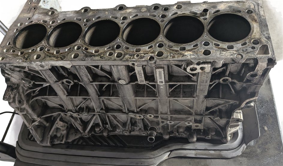 Thumbnail 5: 14-18 BMW 535i 740i X5 N57T 3.0L TURBO DIESEL ENGINE CYLINDER BLOCK
