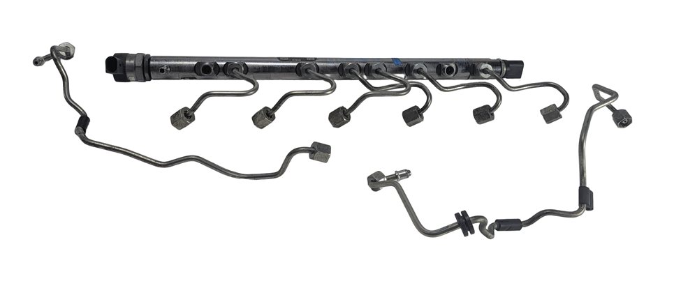Thumbnail 3: 2016 BMW 535D F10 3.0L N57 ENGINE FUEL INJECTION RAIL LINES PRESSURE SENSOR