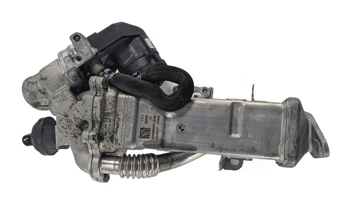 Thumbnail 7: 14-18 BMW 328i 535i 740I X3 X5 F30 F01 F10 F15 DIESEL ENGINE EGR VALVE ASSEMBLY