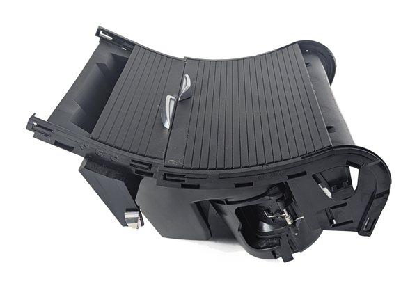 Thumbnail 3: 2016 BMW X1 (F48) FRONT CENTER CONSOLE CUP DRINK BEVERAGE HOLDER