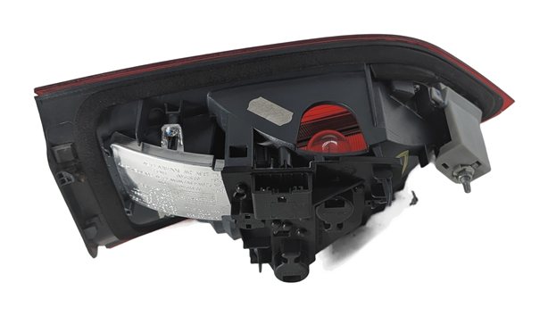 Thumbnail 5: 2016-2021 BMW X1 (F48) LEFT DRIVER REAR INNER TRUNK TAILLIGHT LIGHT LAMP
