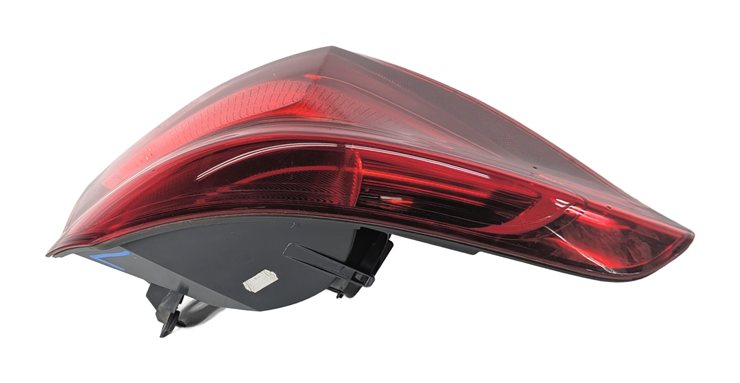 Thumbnail 4: 2016-2021 BMW X1 (F48) REAR LEFT DRIVER OUTER TAILLIGHT BRAKE LIGHT LAMP