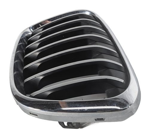 Thumbnail 4: 2016-2019 BMW X1 (F48) FRONT LEFT & RIGHT HOOD KIDNEY VENT GRILLE TRIM SET-2