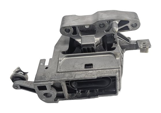 2016 BMW X1 (F48) 2.0L (B46) RIGHT PASSENGER ENGINE MOTOR SUPPORT MOUNT BRACKET