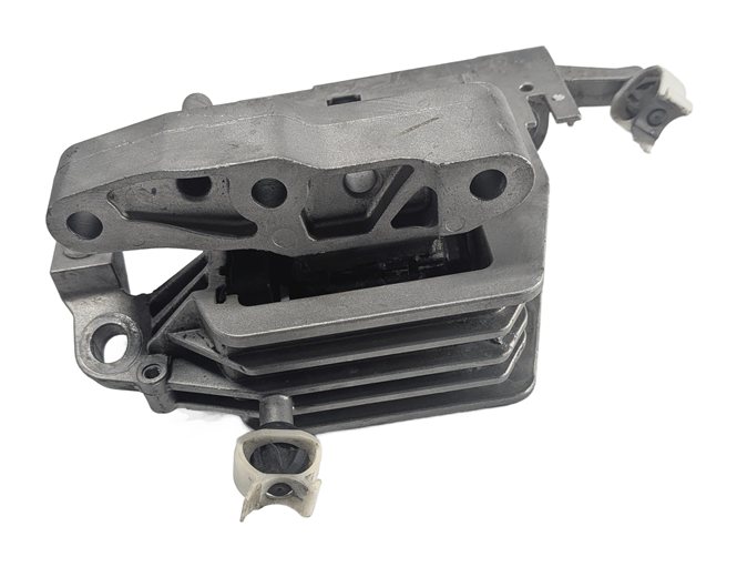 Thumbnail 4: 2016 BMW X1 (F48) 2.0L (B46) RIGHT PASSENGER ENGINE MOTOR SUPPORT MOUNT BRACKET