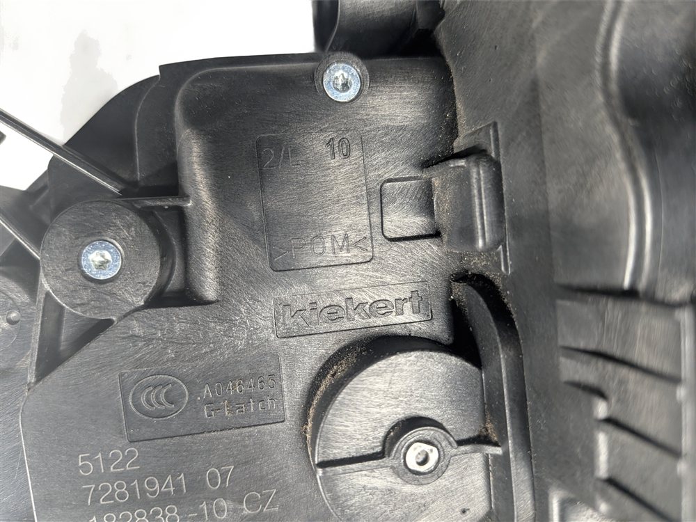 Thumbnail 8: 2014-2021 BMW X1 X2 X5 X6 (F15 F16 F39 F48) REAR LEFT DOOR LOCK LATCH ACTUATOR
