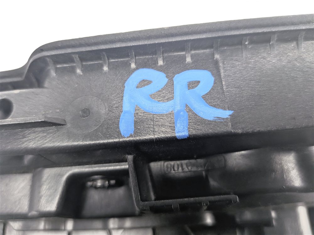 Thumbnail 8: 2014-2021 BMW X1 X2 X5 X6 (F15 F16 F39 F48) RIGHT REAR DOOR LOCK LATCH ACTUATOR