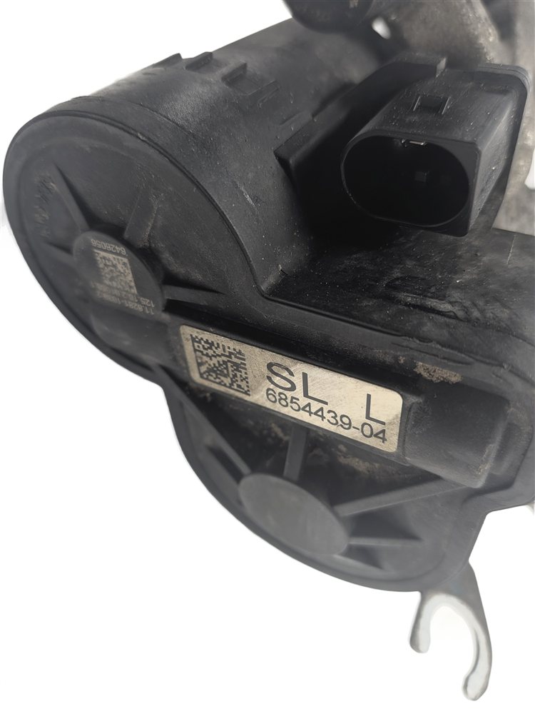 Thumbnail 10: 16-22 MINI COUNTRYMAN BMW X1 X2 (F39 F48) REAR LEFT & RIGHT BRAKE CALIPER w/EPB