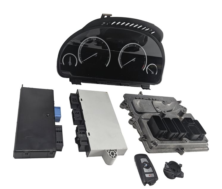 12-15 BMW 3 5 6 7 X3 F01 F06 F10 F30 MEVD1726 ENGINE CONTROL MODULE COMPUTER ECM