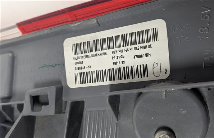 Thumbnail 6: 11-17 BMW X3 (F25) RIGHT PASSENGER OUTER INCANDESCENT TAILLIGHT LAMP (OPT 522)