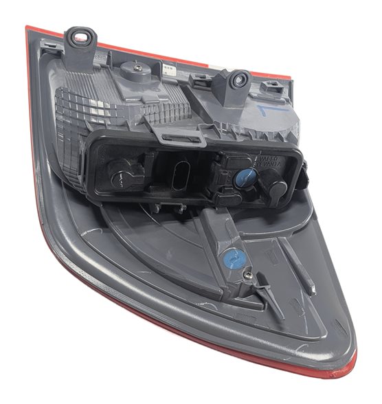 Thumbnail 4: 11-17 BMW X3 (F25) LEFT DRIVER REAR OUTER INCANDESCENT TAILLIGHT LAMP (OPT. 522)