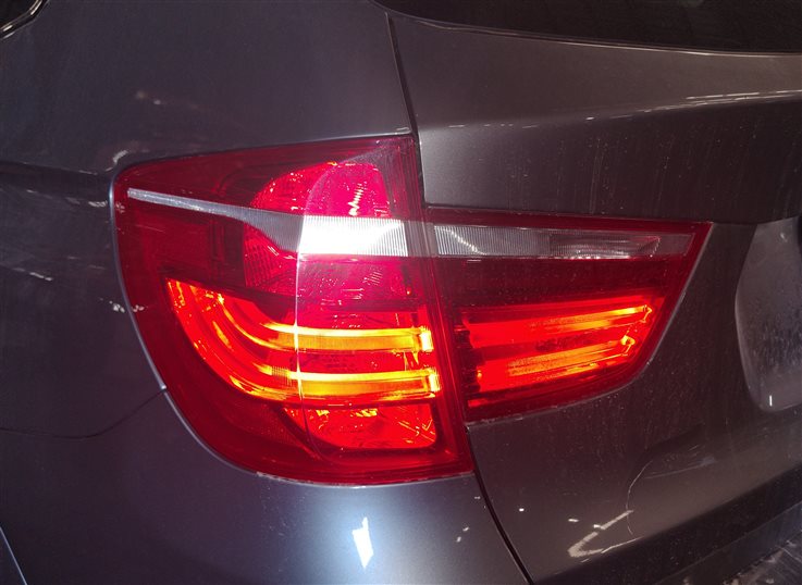 Thumbnail 9: 11-17 BMW X3 (F25) LEFT DRIVER REAR INNER TRUNK INCANDESCENT TAILLIGHT (OPT 522)
