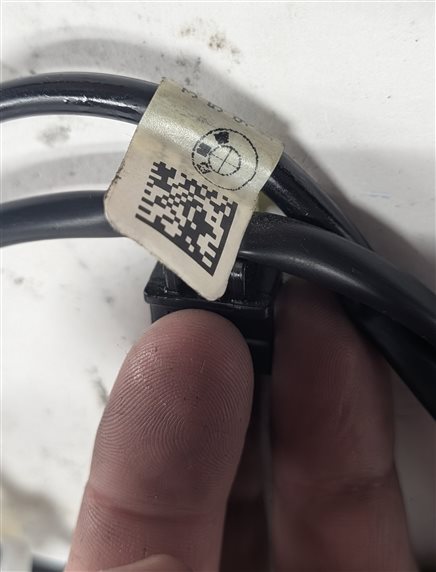 Thumbnail 7: 11-18 BMW X3 X4 (F25 F26) FRONT LEFT DRIVER or RIGHT PASSENGER SEATBELT RECEIVER