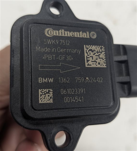 Thumbnail 5: 10-18 BMW 335i 535i X5 X6 (E83 E87 E90 F10 F15) 3.0L ENGINE MASS AIR FLOW SENSOR