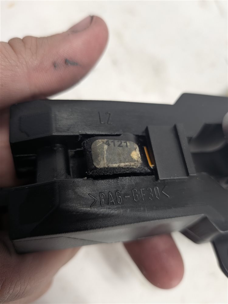 Thumbnail 7: 2011-2018 BMW X3 X4 (F25 F26) LEFT FRONT DRIVER COMFORT DOOR HANDLE (Grey)